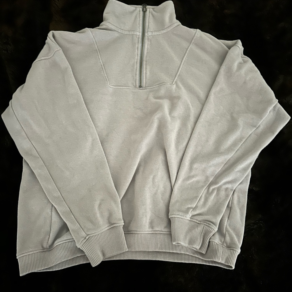 American Eagle Long Sleeve